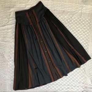 Vintage High-Waisted Wool Blend Finity Skirt